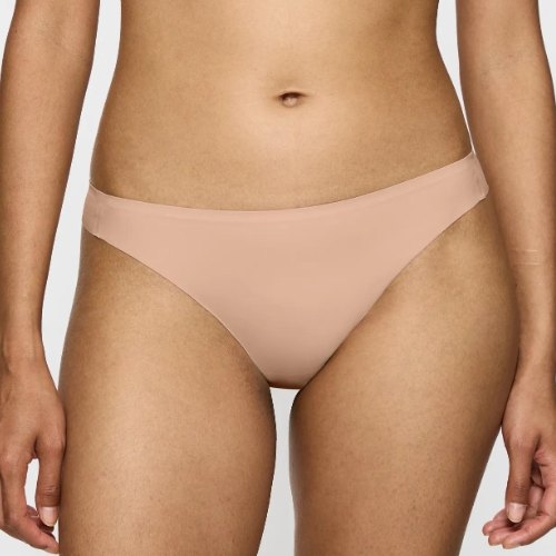 Triomphe Smart Invisible beige culotte string