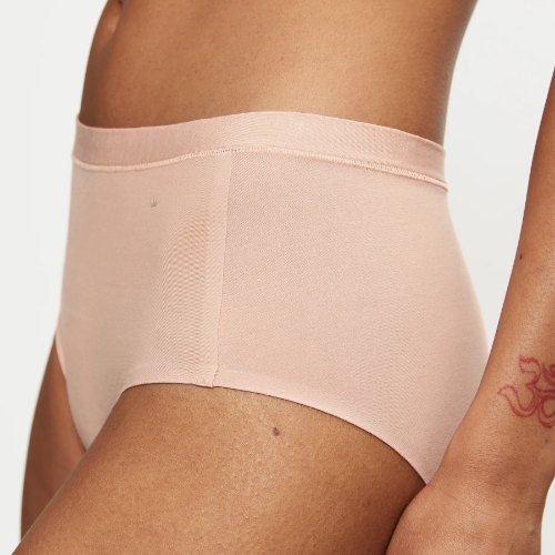 Triomphe Smart Natural beige slip