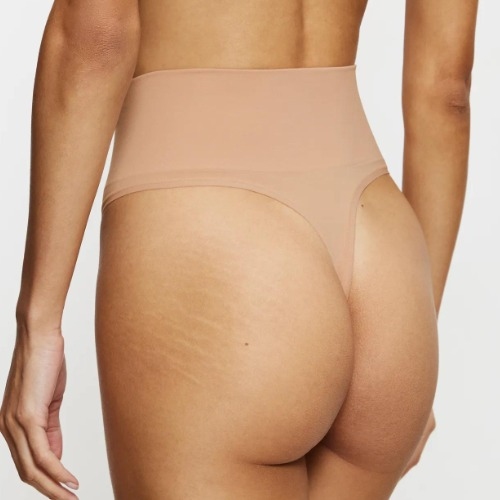 Triomphe Soft Sculpt beige culotte string