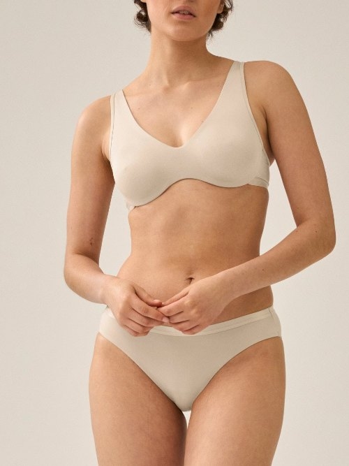 Naturana Everyday beige soutien-gorge sans armatures en dentelle