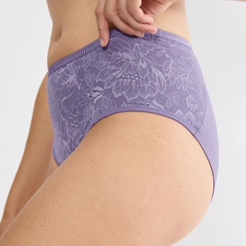 Triomphe Amourette Charm lilas slip