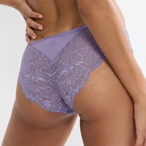 Triomphe Amourette Charm lilas slip brésilien