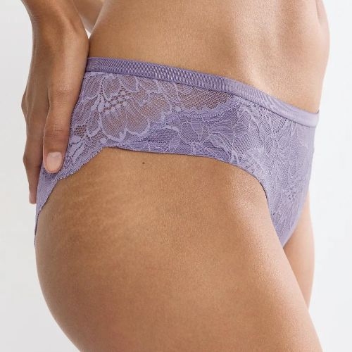 Triomphe Amourette Charm lilas slip brésilien