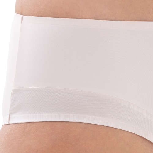 Mey Glorious crème shortie