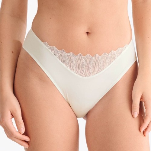 Lisca Stella crème slip brésilien