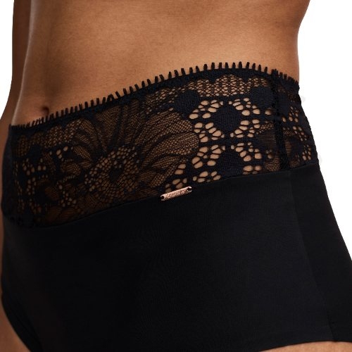Chantelle Day to Night noir culotte menstruelles
