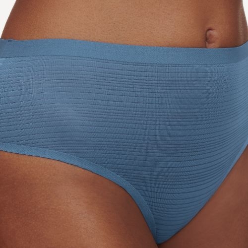 Chantelle SoftStretch poudre culotte string