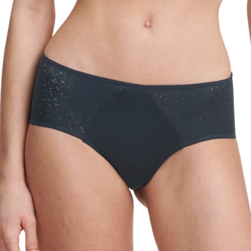 Chantelle Norah bleu marine shortie