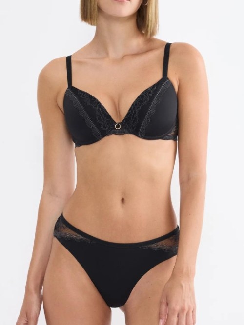 Triomphe Comfort Allure noir soutien-gorge rembourré