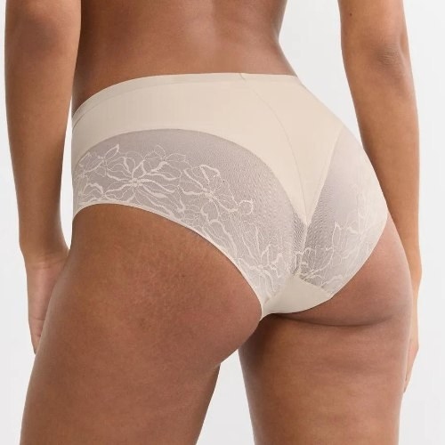 Triomphe Comfort Contour poudre slip