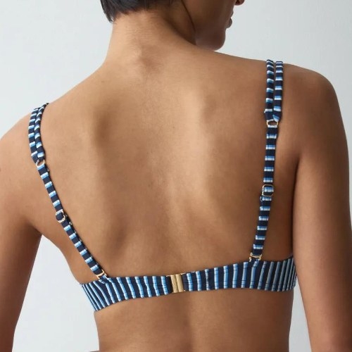 Triumph Swimwear Summer Twist bleu marine haut de bikini préformé