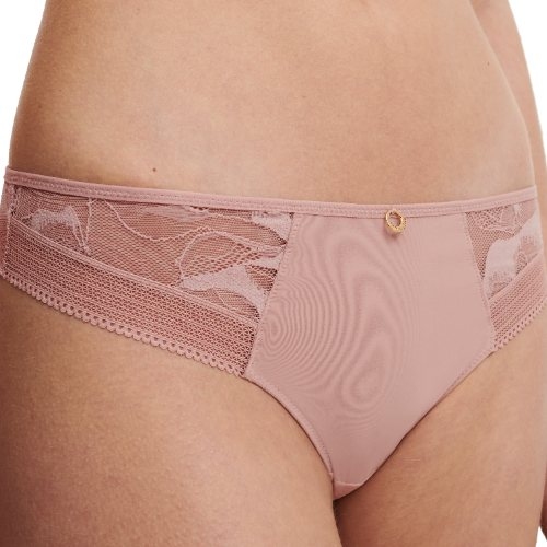 Chantelle True Lace rose slip