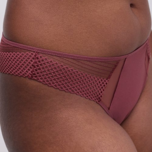 Chantelle Play aubergine culotte string