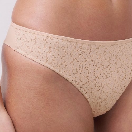 Chantelle EasyFeel Norah beige slip brésilien