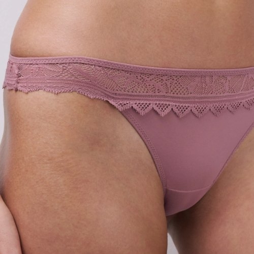 Chantelle EasyFeel Floral Touch rose culotte string