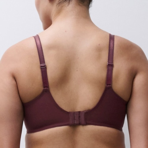 Chantelle Maris port soutien-gorge sans forme