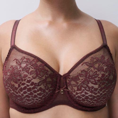 Chantelle Maris port soutien-gorge sans forme