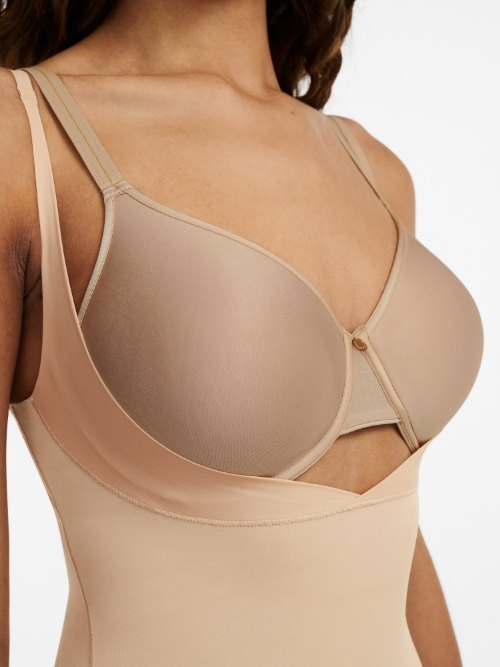 Chantelle Basic poudre corselet