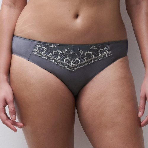 Chantelle Every Curve gris slip