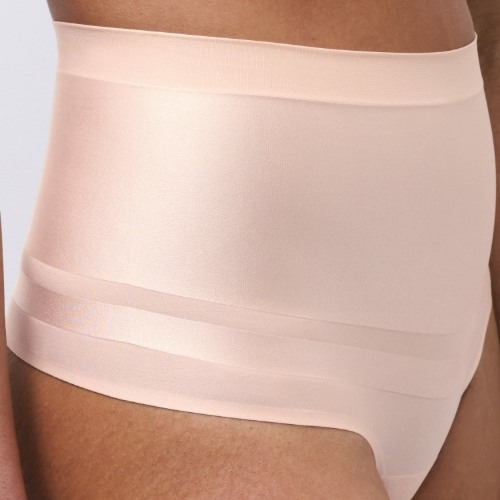 Chantelle Brilliant beige culotte string