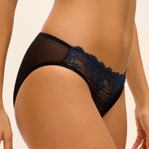 Wacoal Lingerie Embrace Lace noir slip