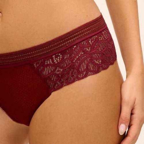 Wacoal Lingerie Raffine bordeaux culotte string