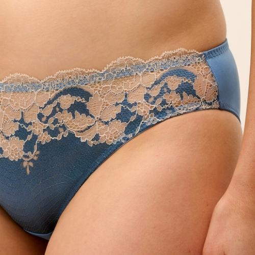 Wacoal Lingerie Modern Affair blue drift/crystal gray slip