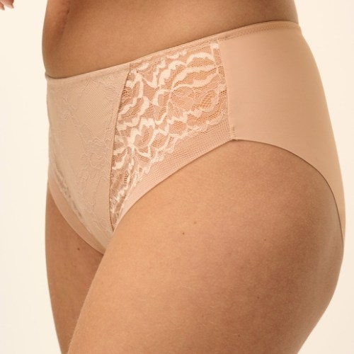 Fantasy Lingerie Icon natural beige slip