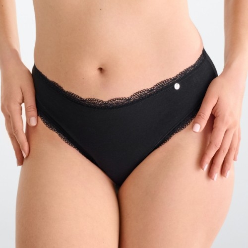Lisca Everyday noir slip brésilien