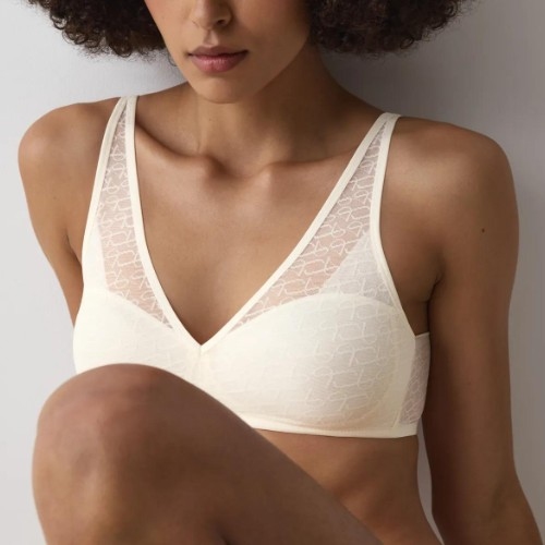 Triomphe Signature Sheer blanc écru soutien-gorge rembourré