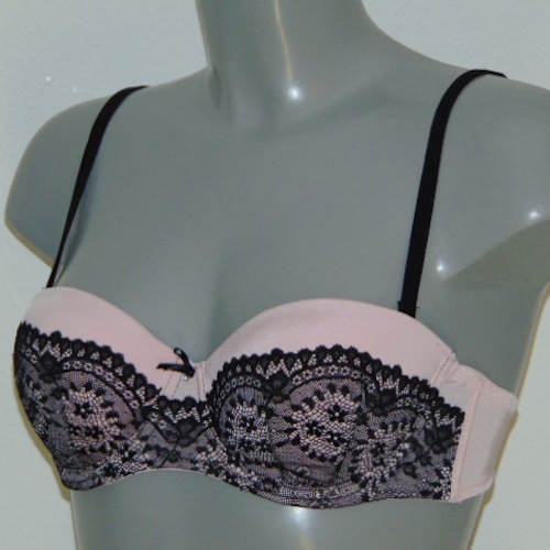 After Eden Rosa rose/noir soutien-gorge rembourré After Eden Rosa rose/noir soutien-gorge rembourré