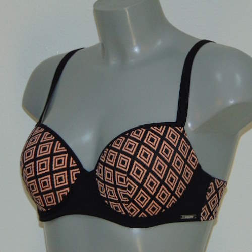 Sapph Ivory rouge soutien-gorge rembourré Sapph Ivory rouge soutien-gorge rembourré