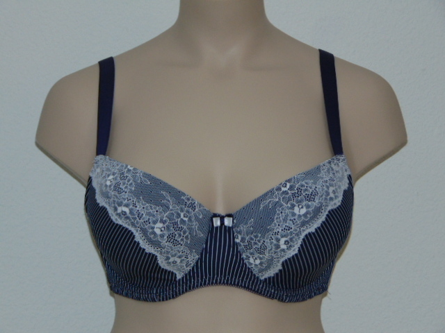 After Eden D-Cup & Up Violette bleu marine soutien-gorge rembourré After Eden D-Cup & Up Violette bleu marine soutien-gorge rembourré
