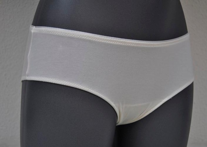 Eva Silky Nadine ivoire shortie Eva Silky Nadine ivoire shortie