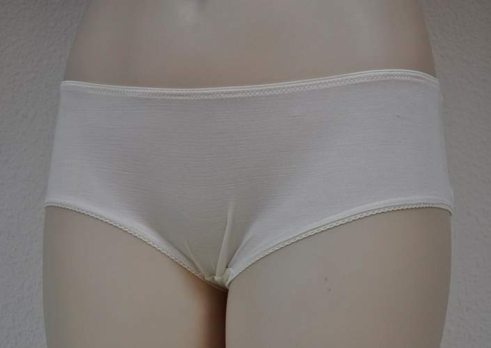 Eva Silk ivoire shortie Eva Silk ivoire shortie