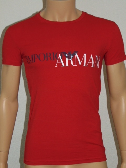 Armani Dura rouge mode