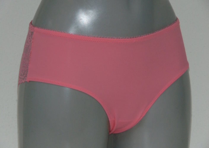 Elbrina Embroid rose shortie Elbrina Embroid rose shortie