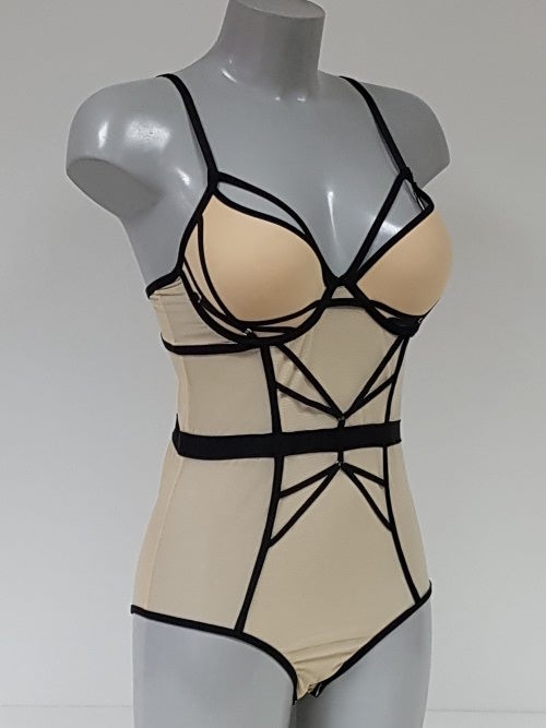 DDO Special F4P poudre corselet DDO Special F4P poudre corselet