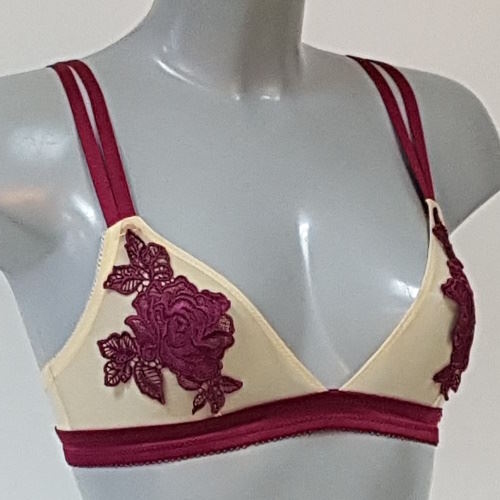 DDO Special F4P bordeaux soutien-gorge sans forme DDO Special F4P bordeaux soutien-gorge sans forme
