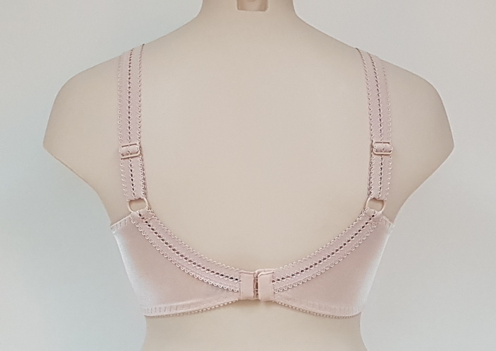 Elbrina Johanna poudre soutien-gorge sans forme Elbrina Johanna poudre soutien-gorge sans forme