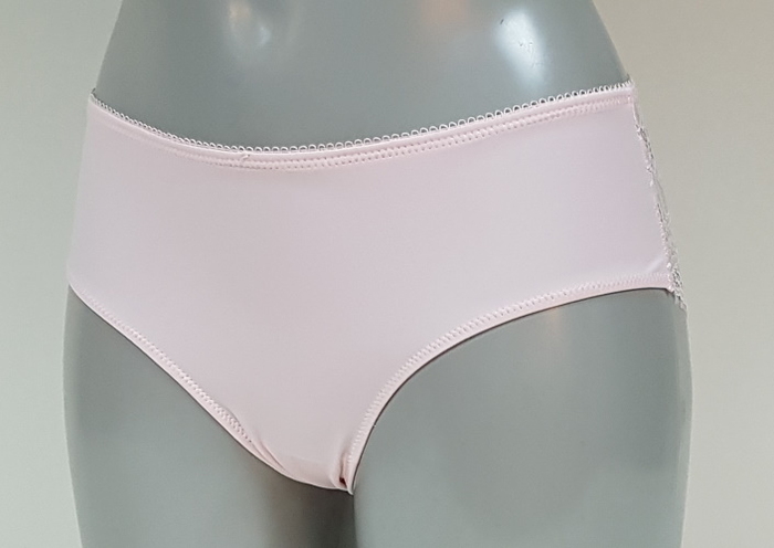 Elbrina Embroid bébé rose shortie Elbrina Embroid bébé rose shortie