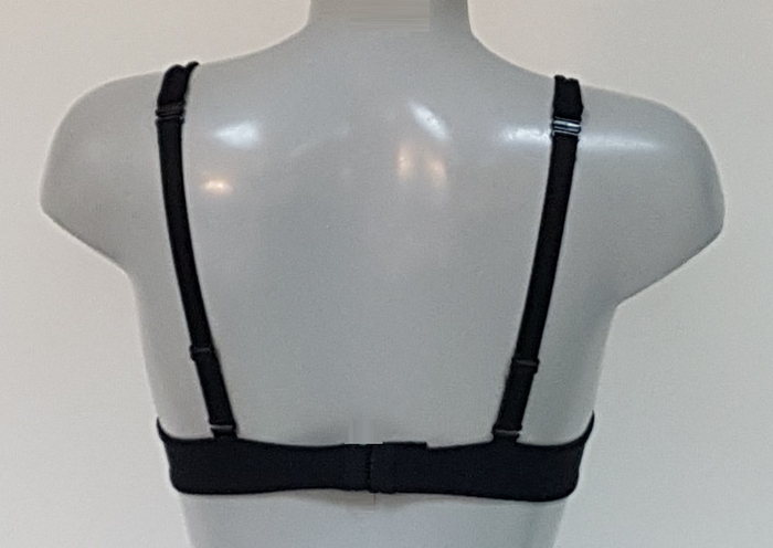 After Eden Elvira noir soutien-gorge sans forme After Eden Elvira noir soutien-gorge sans forme