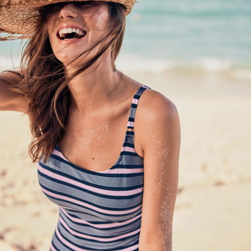 Maillots de bain Rosa Faia Estelle bleu marine/rose maillot de bain Maillots de bain Rosa Faia Estelle bleu marine/rose maillot de bain