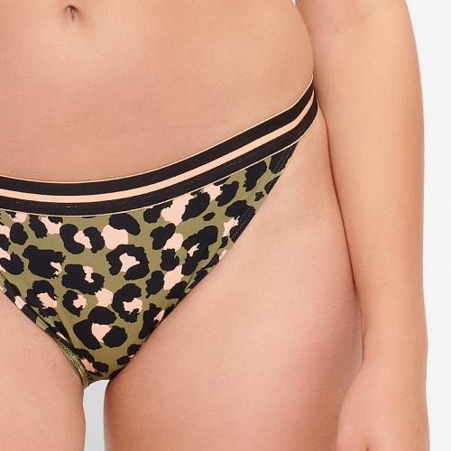 Plage de LingaDore Black Panter animal print slip de bikini Plage de LingaDore Black Panter animal print slip de bikini