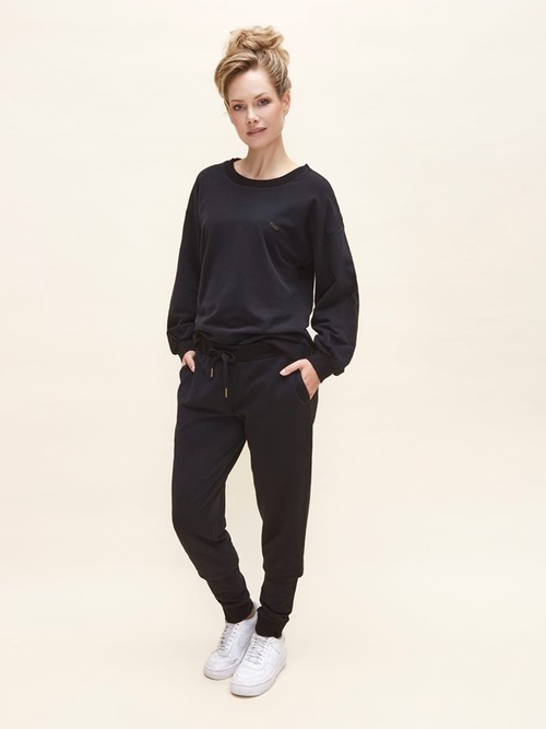 Charlie Choe Édition limitée noir mode Charlie Choe Édition limitée noir mode