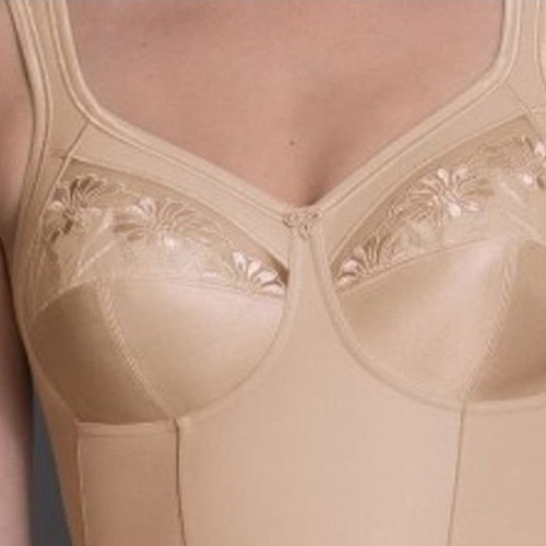 Anita Safina sable corselet Anita Safina sable corselet